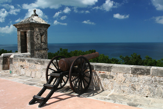 On top of Fuerte de San Miguel looking out over the Gulf of Mexico